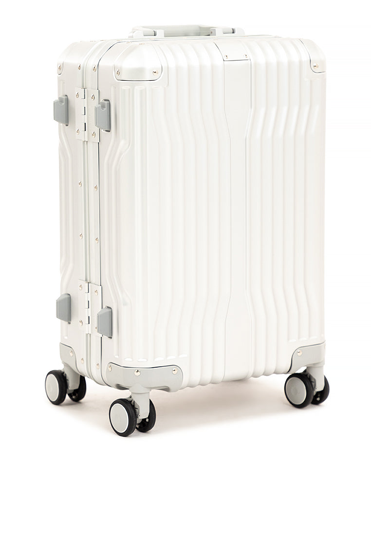 Aluminum Cruiser 1512 Silver + FREE Transparent Cabin Luggage