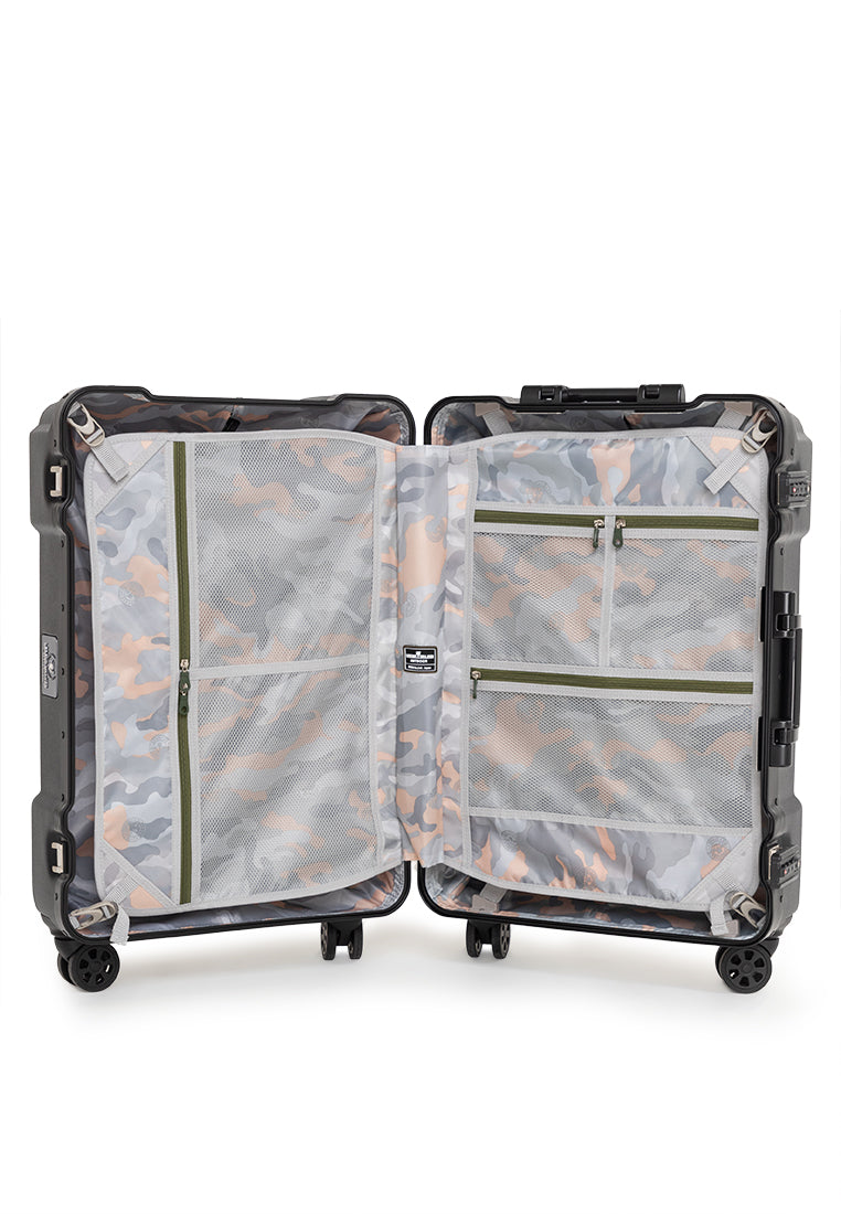 Outdoor 6302 Matte Black with 🔥Free Gadget Organizer✅🔥