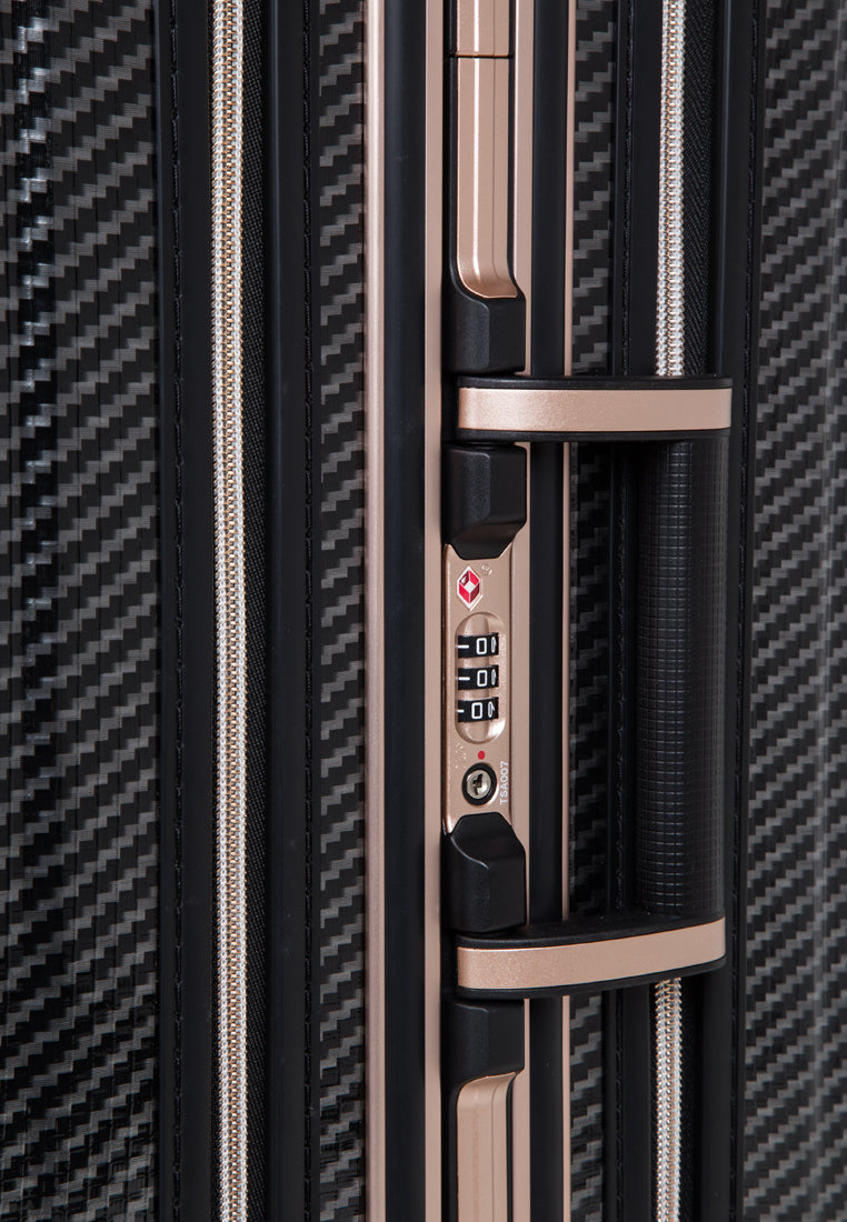 Max Plus 6707 Black Carbon
